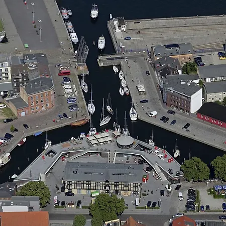 Hochwertiges Im Stralsunder Hafen アパート *
