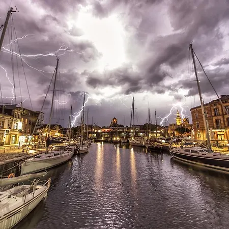 아파트 Hochwertiges Im Stralsunder Hafen *