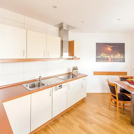 Hochwertiges Im Stralsunder Hafen 슈트랄준트