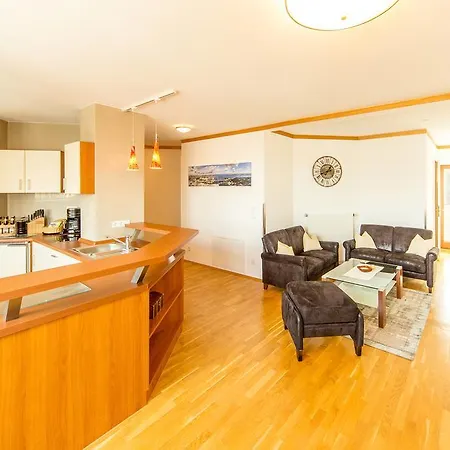 아파트 Hochwertiges Im Stralsunder Hafen *